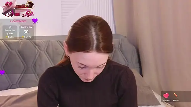 Snapshot of JoYung chatting on 02-23-25, 04:17 JoYung online show from 02-23-25, 04:17