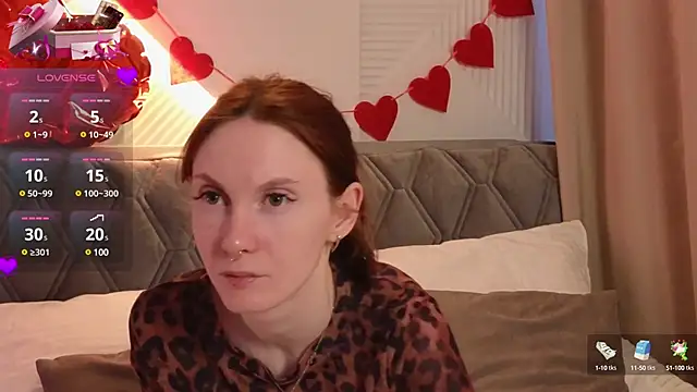 Snapshot of JoYung chatting on 02-15-25, 04:14 JoYung online show from 02-15-25, 04:14