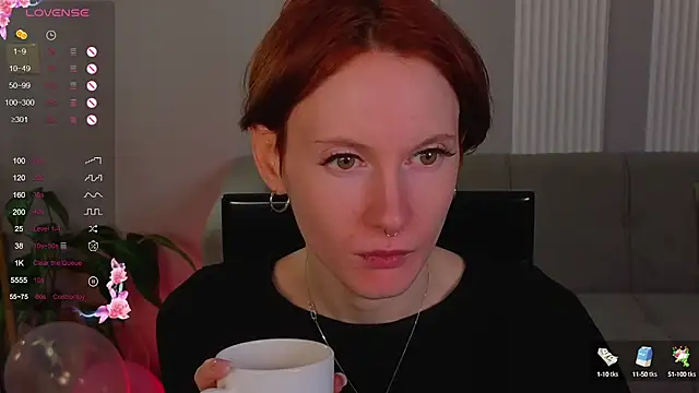 Snapshot of JoYung chatting on 09-12-25, 04:12 JoYung online show from 09-12-25, 04:12