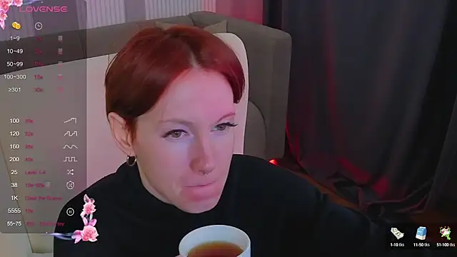 Snapshot of JoYung chatting on 09-15-25, 04:13 JoYung online show from 09-15-25, 04:13