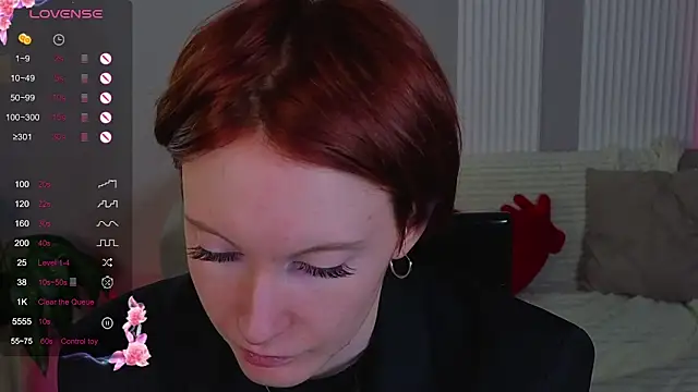 Snapshot of JoYung chatting on 09-14-25, 04:13 JoYung online show from 09-14-25, 04:13