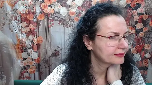 Miroslava Happi online show from 04-23-26, 05:58