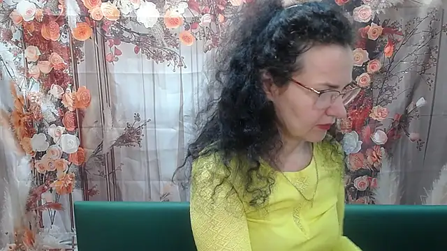 Miroslava Happi online show from 05-21-26, 05:49