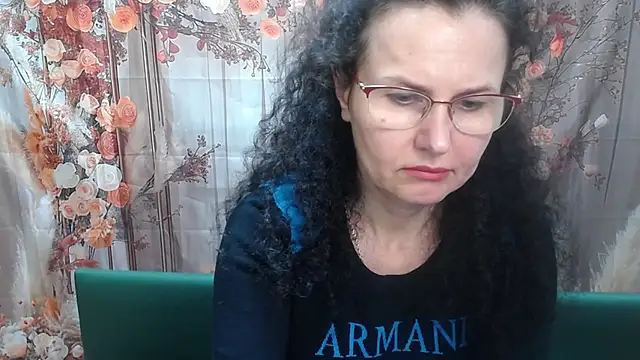 Miroslava Happi online show from 05-17-26, 05:40