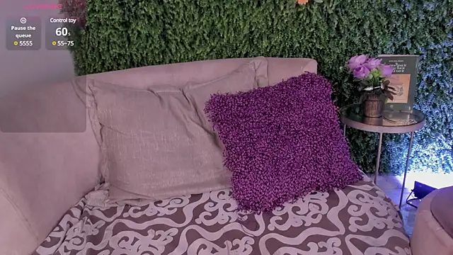 emmiily z online show from 03-18-25, 01:46