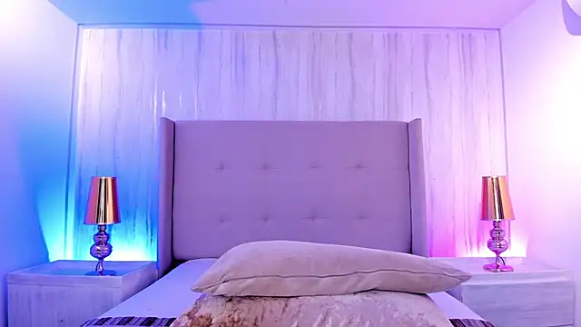 emmiily z online show from 10-01-25, 07:18