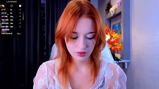 Hisoka akerley online show from 11-30-25, 07:36