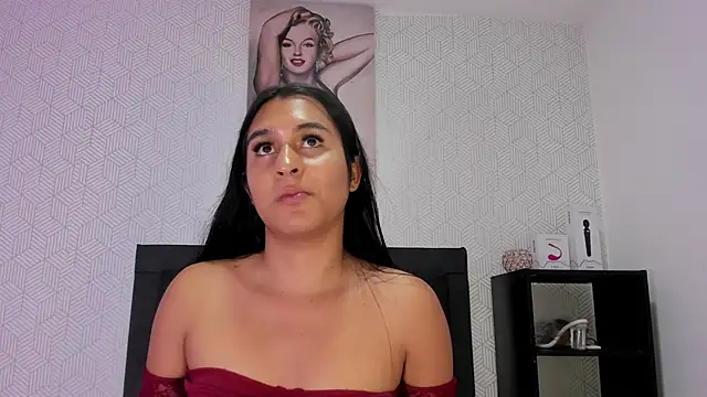 Selena fox7 online show from 02-24-26, 03:40