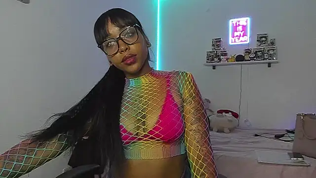 Annaa Brooks online show from 04-12-26, 01:58