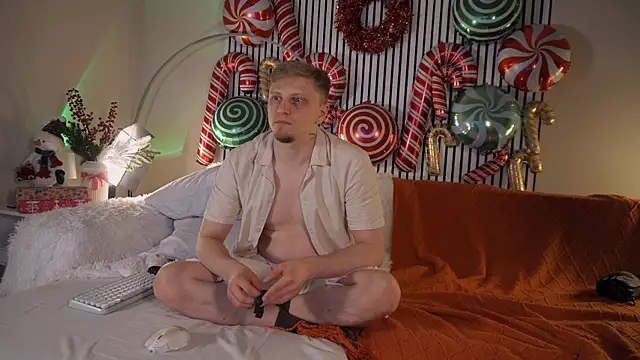 Saint Vicious online show from 11-29-25, 08:09