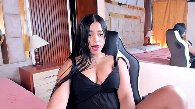  JuliSweet  online show from 11-18-25, 12:52