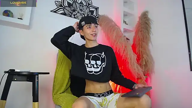 MaikyCooper online show from 09-15-25, 08:20