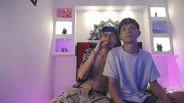 MaikyCooper online show from 03-03-25, 04:10