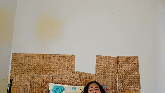 Snapshot of Jackiehmilf52 chatting on 06-15-26, 01:17 Jackiehmilf52 online show from 06-15-26, 01:17