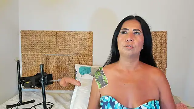 Snapshot of Jackiehmilf52 chatting on 06-30-26, 02:11 Jackiehmilf52 online show from 06-30-26, 02:11