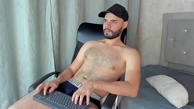 Luke Diaz7 online show from 03-18-25, 07:12