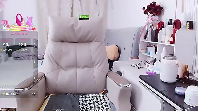 Snapshot of Tangtang-baby chatting on 06-10-26, 02:40 Tangtang-baby online show from 06-10-26, 02:40