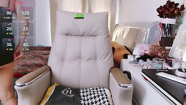 Tangtang-baby online show from 12-21-25, 05:31