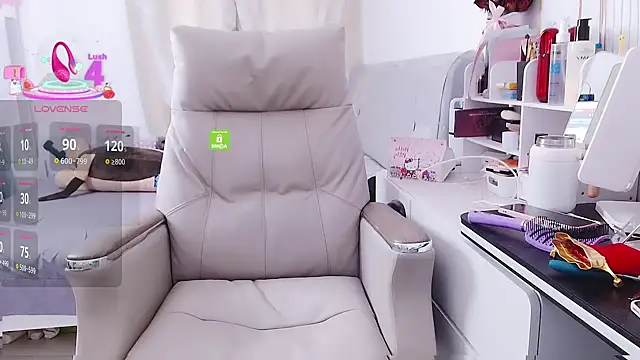 Snapshot of Tangtang-baby chatting on 06-20-26, 05:12 Tangtang-baby online show from 06-20-26, 05:12