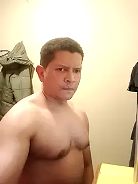 machoactivo1 online show from 02-13-25, 02:23