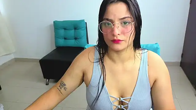 atenea 02 love online show from 10-28-25, 10:09