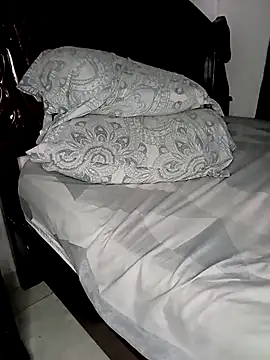 Snapshot of jhon_1988_24 chatting on 03-05-26, 08:38 jhon 1988 24 online show from 03-05-26, 08:38