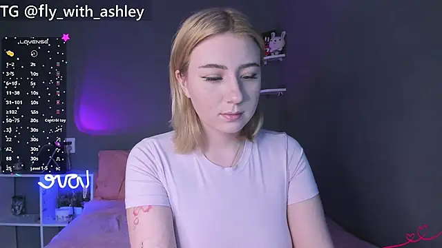 ashley lovestory online show from 09-30-25, 07:36