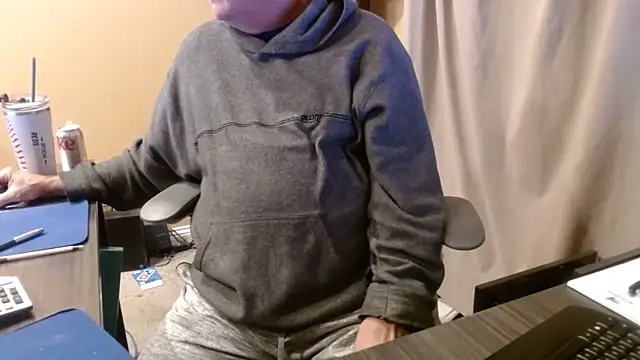 olderandwiser2 online show from 04-12-26, 03:43