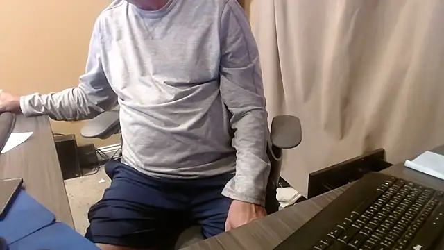 olderandwiser2 online show from 05-11-26, 03:30