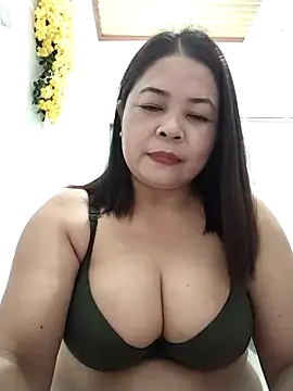 Snapshot of Baby-bigtits2024 chatting on 09-24-25, 01:28 Baby-bigtits2024 online show from 09-24-25, 01:28