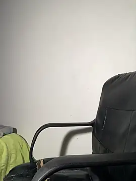 shadowsofgarden online show from 02-18-25, 06:04