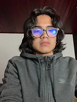 shadowsofgarden online show from 02-19-25, 04:01