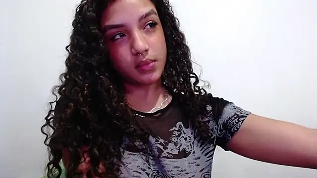 Majo BigTits online show from 09-14-25, 08:15