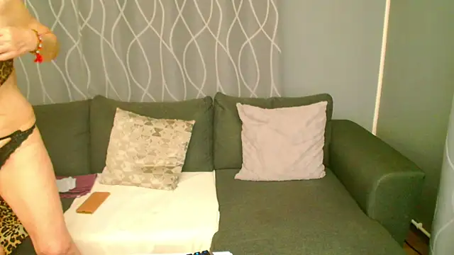 adeleadison online show from 11-17-25, 05:00