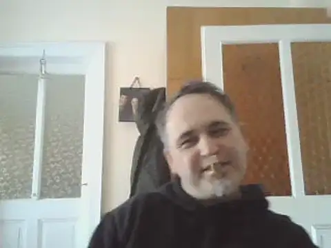 Snapshot of Szolga10 chatting on 02-09-25, 02:29 Szolga10 online show from 02-09-25, 02:29