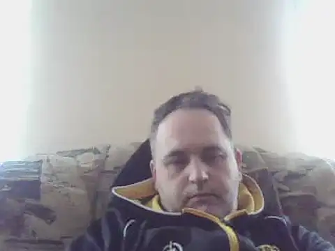 Snapshot of Szolga10 chatting on 03-15-25, 09:41 Szolga10 online show from 03-15-25, 09:41