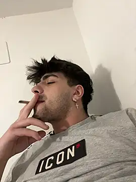 jovencitoboy21 online show from 03-14-25, 01:37