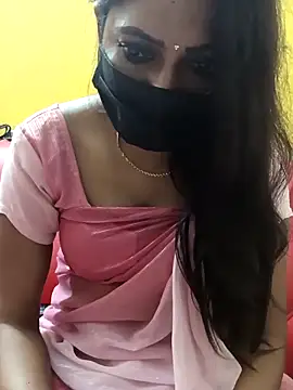 Snapshot of Thamarai28 chatting on 03-21-26, 06:45 Thamarai28 online show from 03-21-26, 06:45