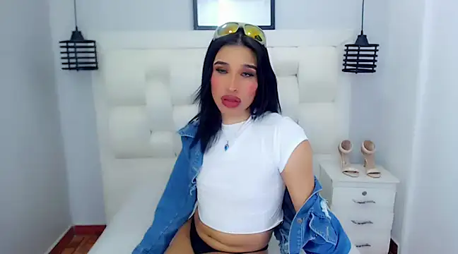 BelovedChain01 online show from 03-18-25, 03:02