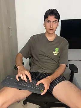 Snapshot of jacknoriz chatting on 03-06-25, 01:14 jacknoriz online show from 03-06-25, 01:14