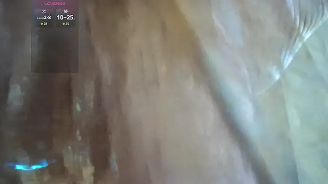 Snapshot of Roseaa chatting on 12-15-25, 08:53 Roseaa online show from 12-15-25, 08:53