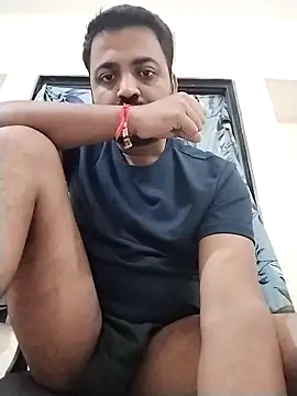 Vij717 online show from 09-28-25, 04:08