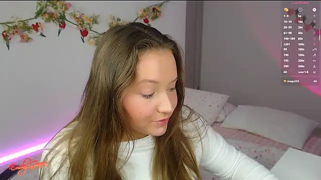 EmilyxxGraces online show from 04-21-26, 01:42