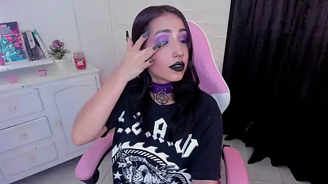 Nyx Blackmoon online show from 10-06-25, 01:34