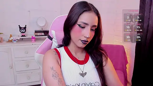 Snapshot of Nyx_Blackmoon chatting on 02-27-26, 03:12 Nyx Blackmoon online show from 02-27-26, 03:12