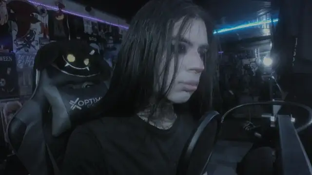 Snapshot of rotten_dreams chatting on 03-12-25, 11:12 rotten dreams online show from 03-12-25, 11:12