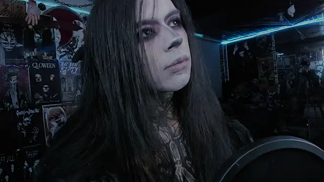 Snapshot of rotten_dreams chatting on 09-10-25, 11:37 rotten dreams online show from 09-10-25, 11:37