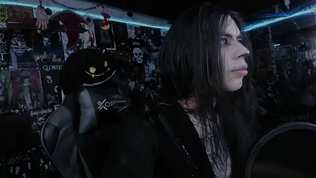 Snapshot of rotten_dreams chatting on 10-07-25, 10:55 rotten dreams online show from 10-07-25, 10:55