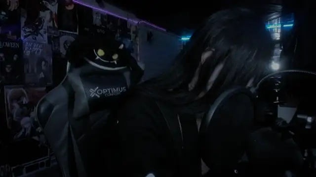 Snapshot of rotten_dreams chatting on 02-25-25, 01:00 rotten dreams online show from 02-25-25, 01:00