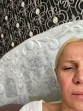 DeboraXporn online show from 11-17-25, 06:17